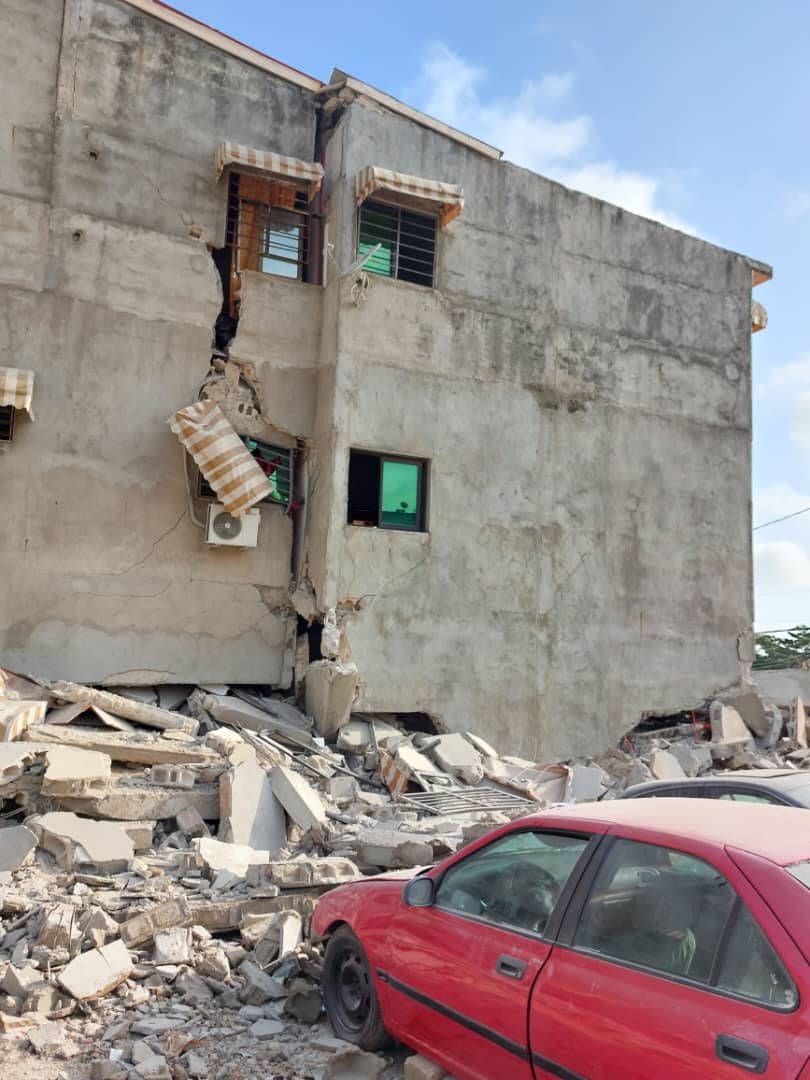 Effondrement d'un immeuble à Angré 8ème tranche - photo 3